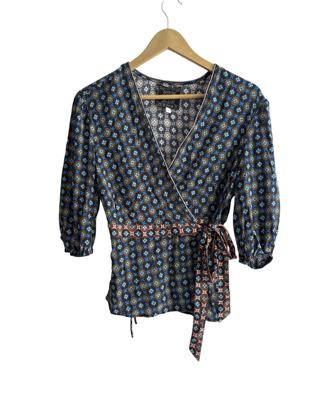 Johnny Was Size Small Jade Silk Blue Black Geometric Print Wrap Top Boho Preppy